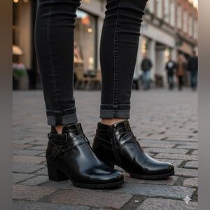 SIZE 6 BRAND NEW IN BOX JBU® Aster Ankle Bootie - 870-891 In Black